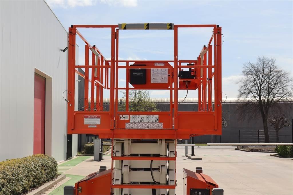 Lift u obliku makaza Snorkel S3970RTE: slika 10 Lift u obliku makaza Snorkel S3970RTE: slika 10