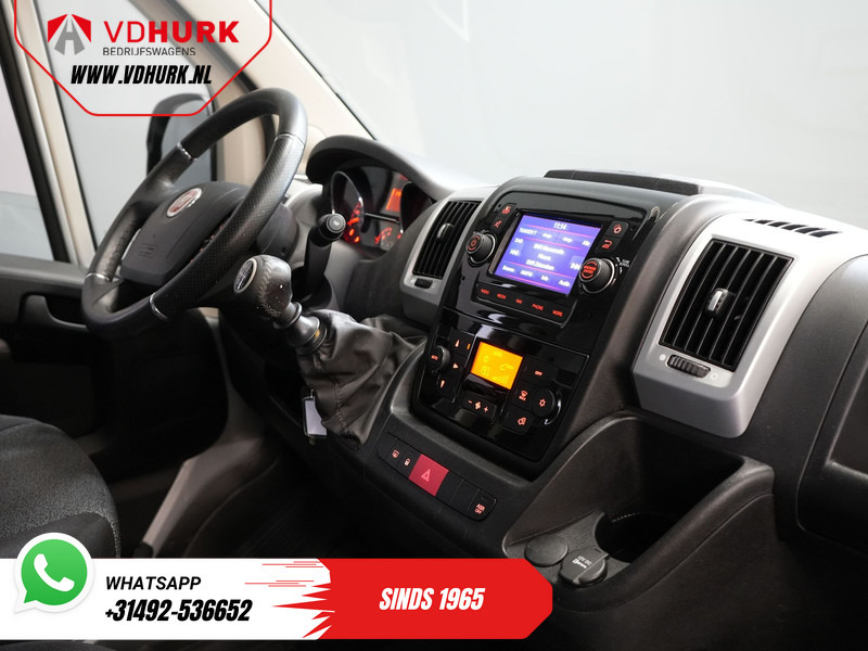 Fiat Ducato 2.3 MJ 120 pk L2H2 BPM VRIJ! Glasresteel/ Glastransporter/ Glaswagen/ Navi/ Climate/ Camera/ 2.5t Trekverm/ Imperiaal - Mali kombi: slika 3 Fiat Ducato 2.3 MJ 120 pk L2H2 BPM VRIJ! Glasresteel/ Glastransporter/ Glaswagen/ Navi/ Climate/ Camera/ 2.5t Trekverm/ Imperiaal - Mali kombi: slika 3