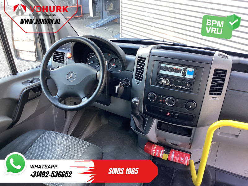 Mercedes-Benz Sprinter 313 2.2 CDI Aut. L2H2 €10.648 Incl. BTW BPM VRIJ! EXPORT ONLY Combi/ 8 Persoons/ Kombi/ 8P/ Airco/ Rolstoellift/ Sidebars/ Rearb - Minibus, Putnički kombi: slika 3 Mercedes-Benz Sprinter 313 2.2 CDI Aut. L2H2 €10.648 Incl. BTW BPM VRIJ! EXPORT ONLY Combi/ 8 Persoons/ Kombi/ 8P/ Airco/ Rolstoellift/ Sidebars/ Rearb - Minibus, Putnički kombi: slika 3
