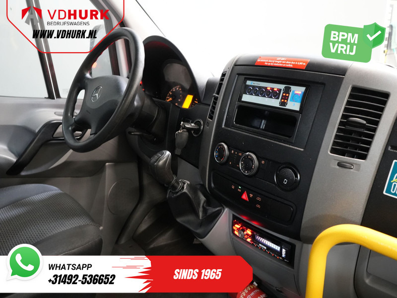 Mercedes-Benz Sprinter 313 2.2 CDI L2H2 €10.164 Incl. BTW BPM VRIJ! EXPORT Combi/ 9 Persoons/ Kombi/ 9P/ Airco/ Rolstoellift - Minibus, Putnički kombi: slika 3 Mercedes-Benz Sprinter 313 2.2 CDI L2H2 €10.164 Incl. BTW BPM VRIJ! EXPORT Combi/ 9 Persoons/ Kombi/ 9P/ Airco/ Rolstoellift - Minibus, Putnički kombi: slika 3