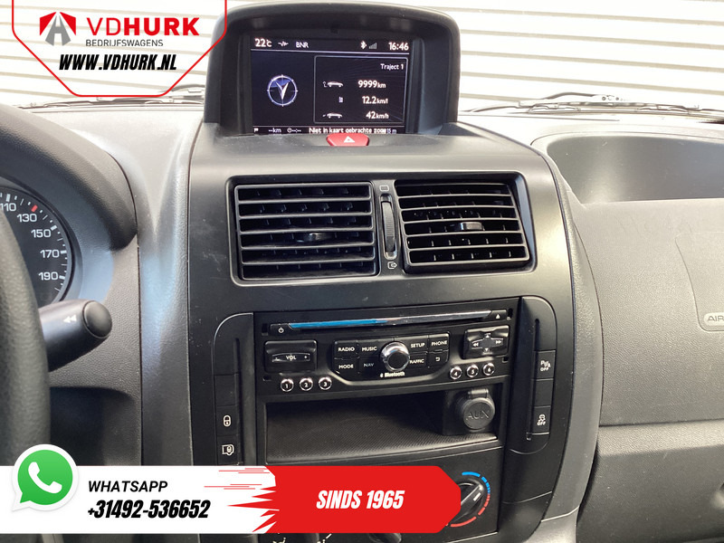 Peugeot Expert 2.0 HDI 130 pk L2 Dubbel Cabine DC EXPORT Airco/ Cruise/ Navi/ PDC/ Trekhaak Peugeot Expert 2.0 HDI 130 pk L2 Dubbel Cabine DC EXPORT Airco/ Cruise/ Navi/ PDC/ Trekhaak: slika 11