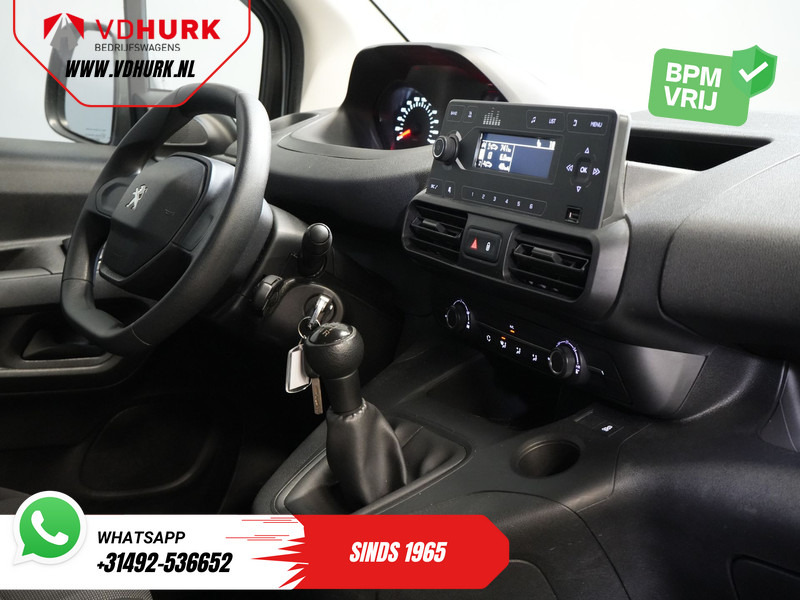 Peugeot Partner 1.6 HDI 75 pk EXPORT ONLY Rijdt Prima/ Volledig Onderhouden/ Airco/ - Mali kombi: slika 3 Peugeot Partner 1.6 HDI 75 pk EXPORT ONLY Rijdt Prima/ Volledig Onderhouden/ Airco/ - Mali kombi: slika 3
