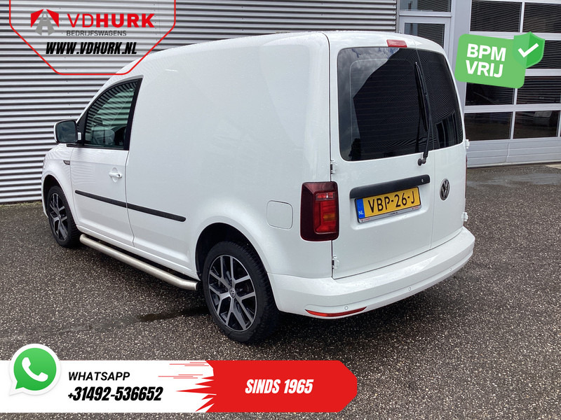 Volkswagen Caddy 2.0 TDI 100 pk Aut. Exclusive Edition BPM VRIJ! NL Auto/ Adapt. Cruise/ Xenon/ Leder/ Alarm III/ LMV/ Carplay/ Navi/ Sidebars/ P - Mali kombi: slika 2 Volkswagen Caddy 2.0 TDI 100 pk Aut. Exclusive Edition BPM VRIJ! NL Auto/ Adapt. Cruise/ Xenon/ Leder/ Alarm III/ LMV/ Carplay/ Navi/ Sidebars/ P - Mali kombi: slika 2