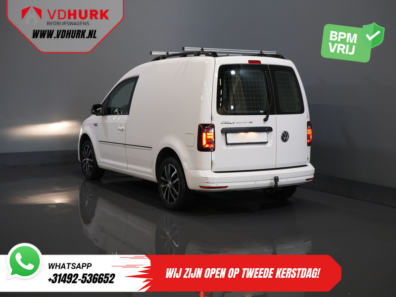 Volkswagen Caddy 2.0 TDI 100 pk DSG Aut. BPM VRIJ! Edition 35 Carplay/ Stoelverw./ Standkachel/ Cruise/ Airco/ PDC/ LMV/ Dakdragers/ Trekhaak/ In - Furgon: slika 2 Volkswagen Caddy 2.0 TDI 100 pk DSG Aut. BPM VRIJ! Edition 35 Carplay/ Stoelverw./ Standkachel/ Cruise/ Airco/ PDC/ LMV/ Dakdragers/ Trekhaak/ In - Furgon: slika 2