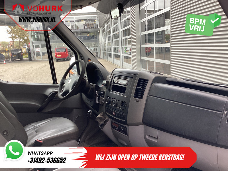 Volkswagen Crafter 50 2.5 TDI Aut. L2H2 DC Dubbel Cabine EXPORT 5 cil/ 3.5t Trekverm./ Airco/ 6 Pers./ 270Gr.Deuren/ Trekhaak - Furgon, Dostavno vozilo sa duplom kabinom: slika 3 Volkswagen Crafter 50 2.5 TDI Aut. L2H2 DC Dubbel Cabine EXPORT 5 cil/ 3.5t Trekverm./ Airco/ 6 Pers./ 270Gr.Deuren/ Trekhaak - Furgon, Dostavno vozilo sa duplom kabinom: slika 3
