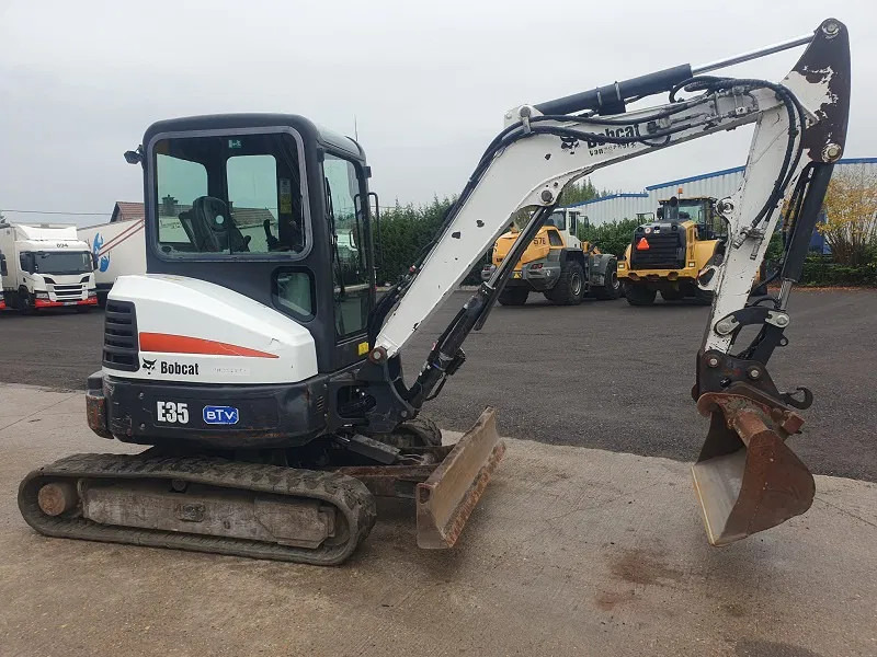 Bobcat E35 - 3500 KG - Mini bager: slika 1 Bobcat E35 - 3500 KG - Mini bager: slika 1