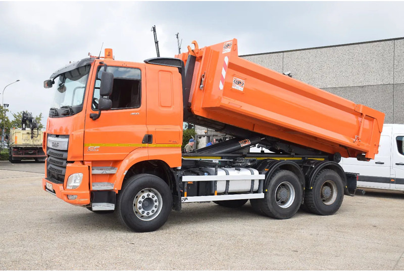 DAF CF 460 - Kamion sa hidrauličnom kukom: slika 1 DAF CF 460 - Kamion sa hidrauličnom kukom: slika 1