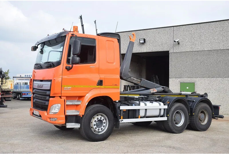 DAF CF 460 - Kamion sa hidrauličnom kukom: slika 4 DAF CF 460 - Kamion sa hidrauličnom kukom: slika 4