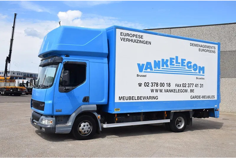 DAF LF 220 LF45 220 - Kamion sa zatvorenim sandukom: slika 2 DAF LF 220 LF45 220 - Kamion sa zatvorenim sandukom: slika 2
