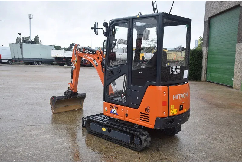 Hitachi ZX19.6 CR - Mini bager: slika 3 Hitachi ZX19.6 CR - Mini bager: slika 3