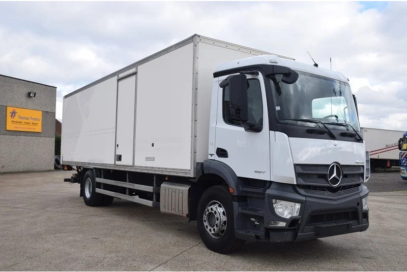 Mercedes-Benz Antos 1827 Antos - Kamion sa zatvorenim sandukom: slika 3 Mercedes-Benz Antos 1827 Antos - Kamion sa zatvorenim sandukom: slika 3