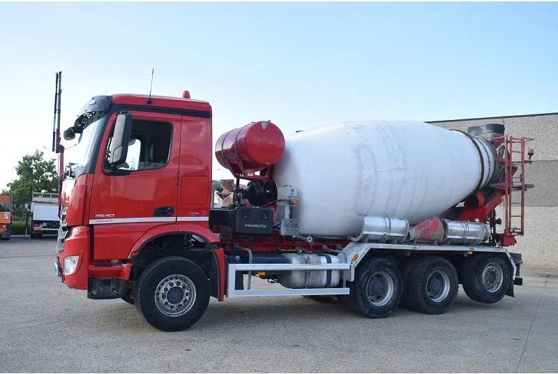 Mercedes-Benz Arocs 3640 DEBUF 9 CUB - Mikser za beton: slika 2 Mercedes-Benz Arocs 3640 DEBUF 9 CUB - Mikser za beton: slika 2