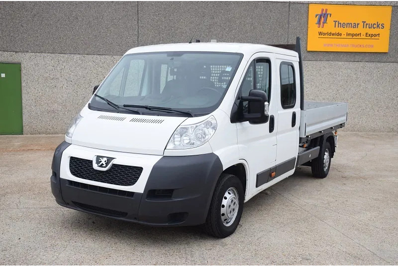 Peugeot Boxer 2.2 L -130 pk - - Dostavno vozilo sa otvorenom sandukom, Dostavno vozilo sa duplom kabinom: slika 2 Peugeot Boxer 2.2 L -130 pk - - Dostavno vozilo sa otvorenom sandukom, Dostavno vozilo sa duplom kabinom: slika 2