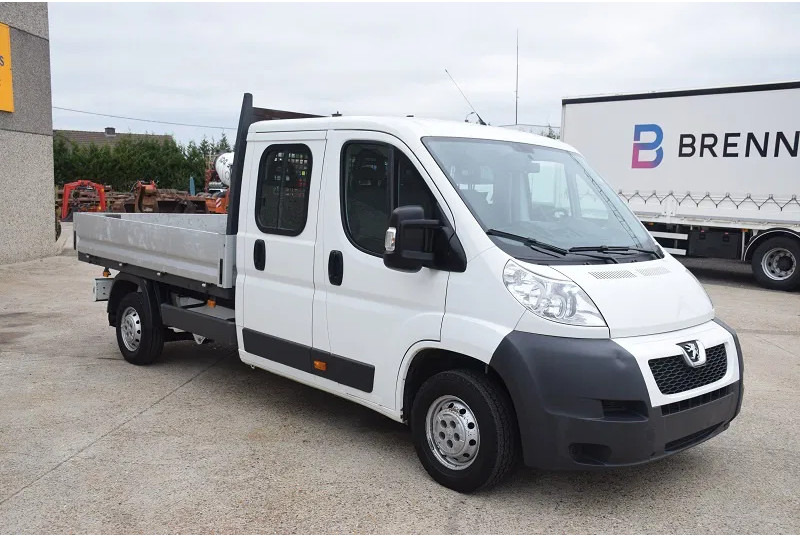 Peugeot Boxer 2.2 L -130 pk - - Dostavno vozilo sa otvorenom sandukom, Dostavno vozilo sa duplom kabinom: slika 1 Peugeot Boxer 2.2 L -130 pk - - Dostavno vozilo sa otvorenom sandukom, Dostavno vozilo sa duplom kabinom: slika 1