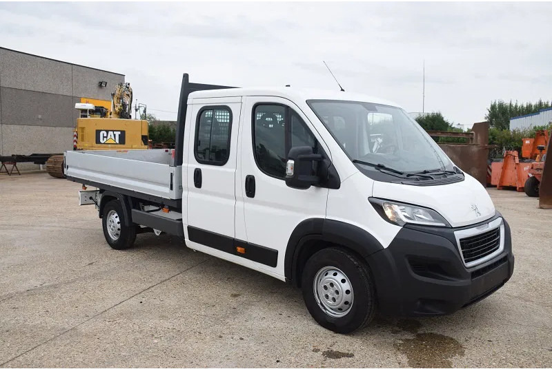 Peugeot Boxer - Dostavno vozilo sa otvorenom sandukom, Dostavno vozilo sa duplom kabinom: slika 4 Peugeot Boxer - Dostavno vozilo sa otvorenom sandukom, Dostavno vozilo sa duplom kabinom: slika 4
