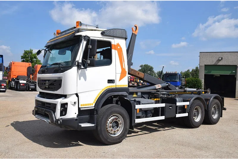 Volvo FMX 460 - Kamion sa hidrauličnom kukom: slika 1 Volvo FMX 460 - Kamion sa hidrauličnom kukom: slika 1