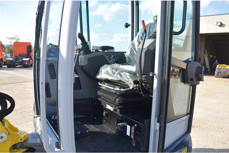 WACKER NEUSON Neuson Wacker 4 TON EZ36 -stock id104 - Mini bager: slika 5 WACKER NEUSON Neuson Wacker 4 TON EZ36 -stock id104 - Mini bager: slika 5