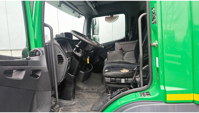 Mercedes-Benz Atego 1018 *L*Achteruitrijcamera*Automaat*Airco*Dhollandia Laadbrug*7149cm - Kamion: slika 3 Mercedes-Benz Atego 1018 *L*Achteruitrijcamera*Automaat*Airco*Dhollandia Laadbrug*7149cm - Kamion: slika 3