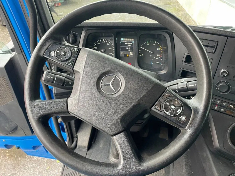 Mercedes-Benz Arocs 3342 *6x6*meegestuurd as*2zijdige kipper*Airco*Bluetooth - Istovarivač, Kamion sa dizalicom: slika 4 Mercedes-Benz Arocs 3342 *6x6*meegestuurd as*2zijdige kipper*Airco*Bluetooth - Istovarivač, Kamion sa dizalicom: slika 4