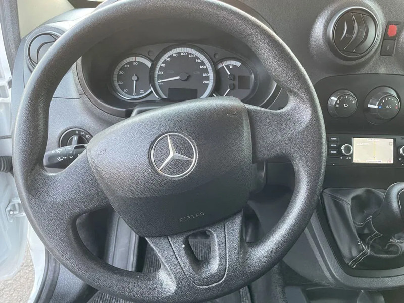 Mercedes-Benz Citan 109 CDI *Navigatie*Airco*Buitenspiegels verwarmd&elektr. verstelbaar - Mali kombi: slika 4 Mercedes-Benz Citan 109 CDI *Navigatie*Airco*Buitenspiegels verwarmd&elektr. verstelbaar - Mali kombi: slika 4