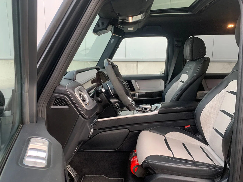 Mercedes-Benz G-Klasse 63 AMG*CARBON*BURMESTER*MASSAGE*TEMPOMAT*360°*MEMORY*TREKHAAK - Automobil: slika 4 Mercedes-Benz G-Klasse 63 AMG*CARBON*BURMESTER*MASSAGE*TEMPOMAT*360°*MEMORY*TREKHAAK - Automobil: slika 4