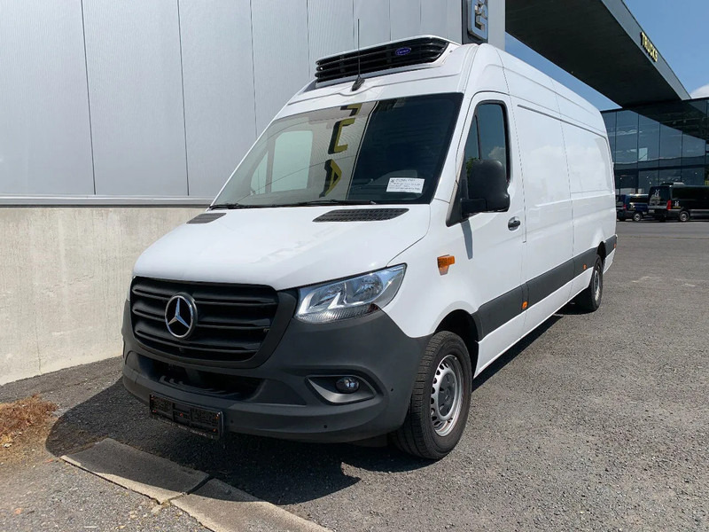 Mercedes-Benz Sprinter 315 L3H2*NEW Carrier xarios 350 -18°C*achteruitrijcamera*navigatie*zetelverwarming*360° camera* - Dostavno vozilo hladnjača: slika 1 Mercedes-Benz Sprinter 315 L3H2*NEW Carrier xarios 350 -18°C*achteruitrijcamera*navigatie*zetelverwarming*360° camera* - Dostavno vozilo hladnjača: slika 1