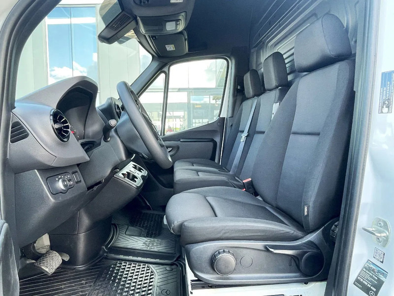 Mercedes-Benz Sprinter 315 L3H2*NEW Carrier xarios 350 -18°C*achteruitrijcamera*navigatie*zetelverwarming*360° camera* - Dostavno vozilo hladnjača: slika 5 Mercedes-Benz Sprinter 315 L3H2*NEW Carrier xarios 350 -18°C*achteruitrijcamera*navigatie*zetelverwarming*360° camera* - Dostavno vozilo hladnjača: slika 5
