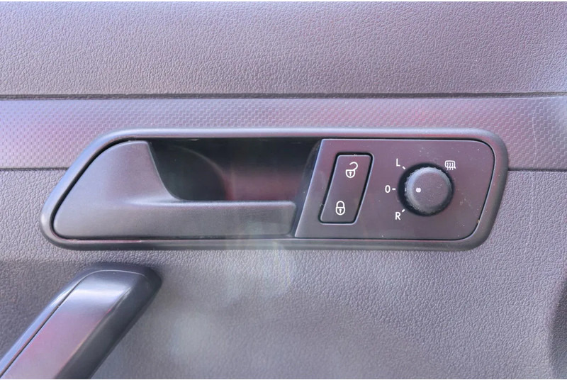 Volkswagen Caddy PARKSENSOREN-SCHUIFDEUR-RADIO USB-TREKHAAK - Mali kombi: slika 5 Volkswagen Caddy PARKSENSOREN-SCHUIFDEUR-RADIO USB-TREKHAAK - Mali kombi: slika 5