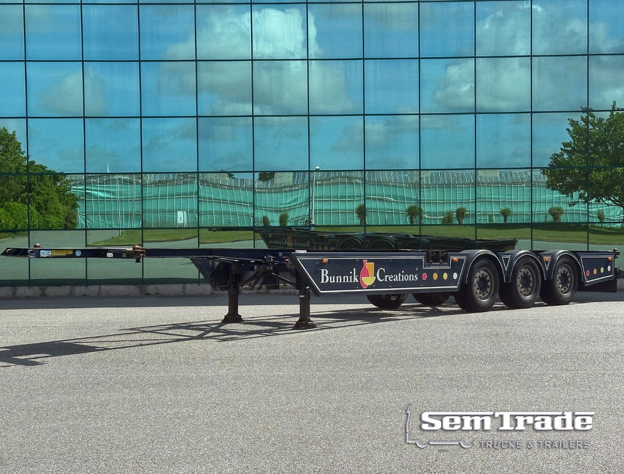 Burg BPO 13-27 Ccxlx 40" Galvanised Super Chassis SAF Axles Disc Brakes 2x Lift Axles 3 Pieces IN Stock Super Condition - Poluprikolica za prevoz kontejnera/ Poluprikolica sa promenjivim sandukom: slika 1 Burg BPO 13-27 Ccxlx 40" Galvanised Super Chassis SAF Axles Disc Brakes 2x Lift Axles 3 Pieces IN Stock Super Condition - Poluprikolica za prevoz kontejnera/ Poluprikolica sa promenjivim sandukom: slika 1
