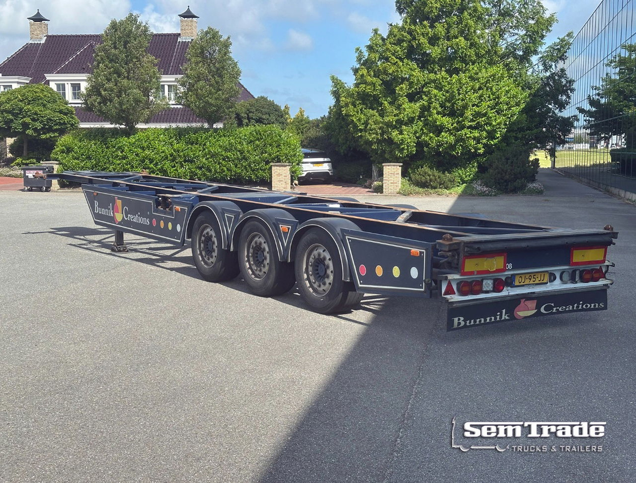 Burg BPO 13-27 Ccxlx 40" Galvanised Super Chassis SAF Axles Disc Brakes 2x Lift Axles 3 Pieces IN Stock Super Condition - Poluprikolica za prevoz kontejnera/ Poluprikolica sa promenjivim sandukom: slika 2 Burg BPO 13-27 Ccxlx 40" Galvanised Super Chassis SAF Axles Disc Brakes 2x Lift Axles 3 Pieces IN Stock Super Condition - Poluprikolica za prevoz kontejnera/ Poluprikolica sa promenjivim sandukom: slika 2