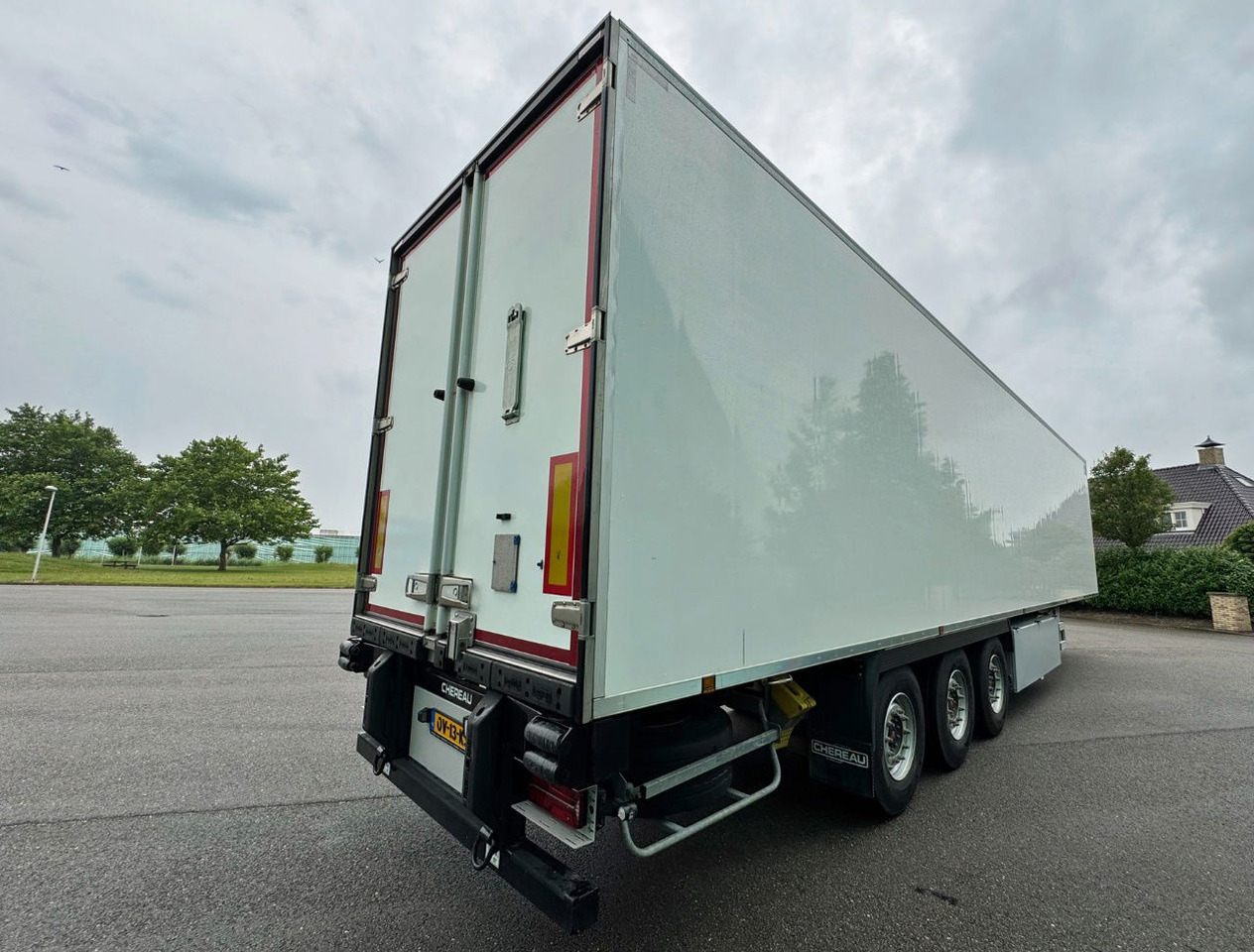 Chereau CSD3 247 CM Wide 265 CM High Thermo King SLXi300 With Only 850 Hours NEW - Poluprikolica hladnjače: slika 5 Chereau CSD3 247 CM Wide 265 CM High Thermo King SLXi300 With Only 850 Hours NEW - Poluprikolica hladnjače: slika 5