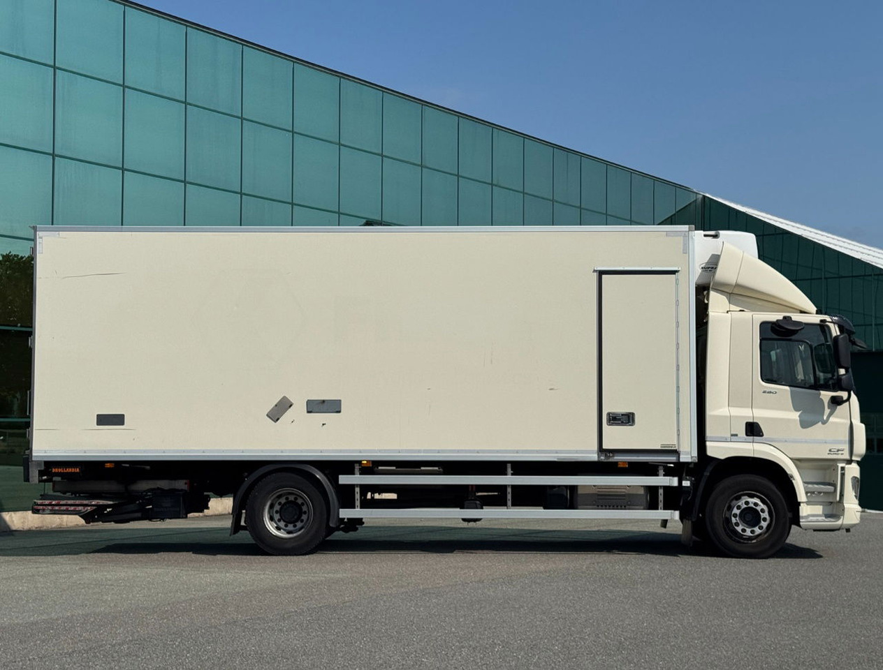 Hladnjača DAF CF 250 Carrier Supra 1150 Multi Temp 561.000 KM Tail Lift NL Truck: slika 6 Hladnjača DAF CF 250 Carrier Supra 1150 Multi Temp 561.000 KM Tail Lift NL Truck: slika 6