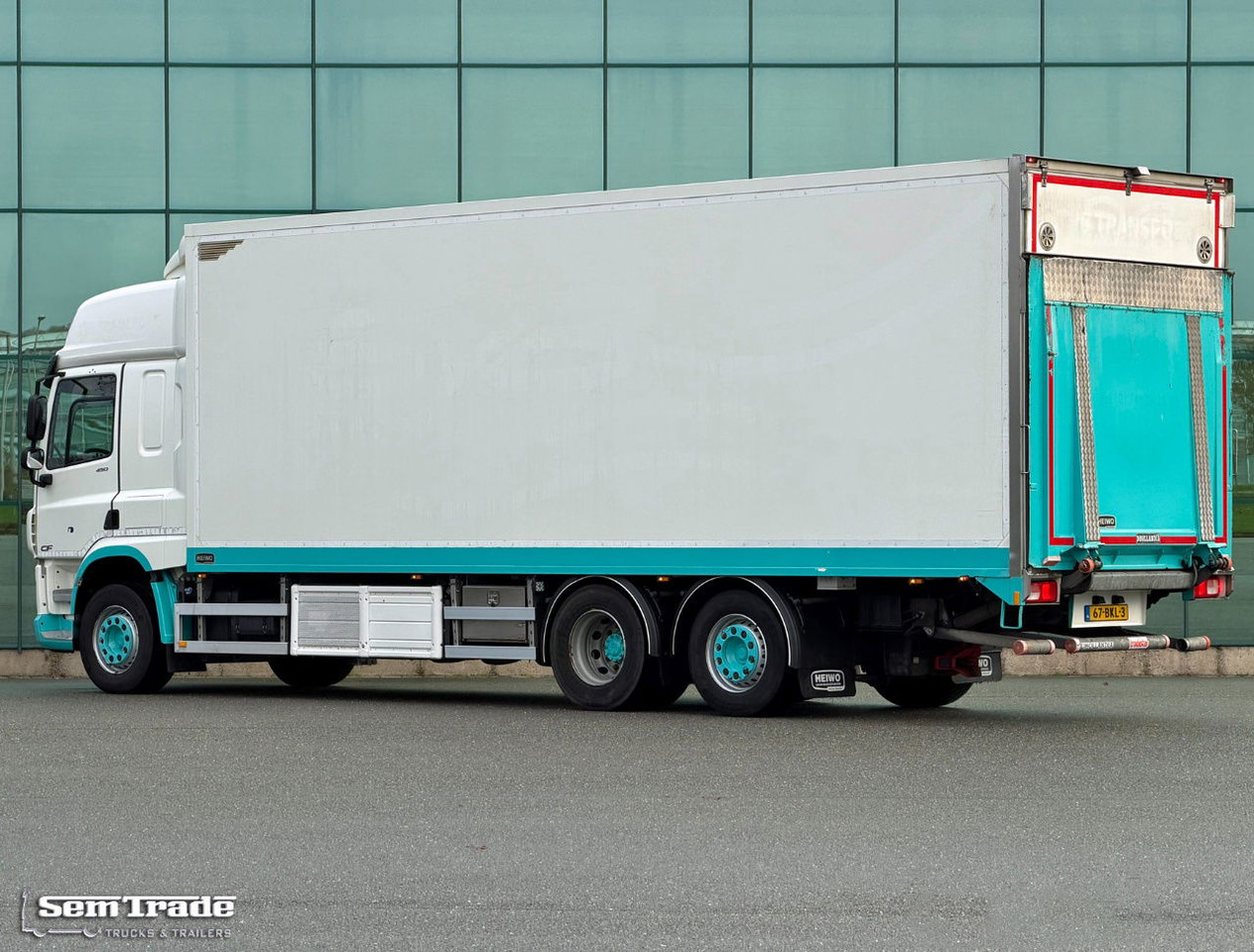 DAF CF 450 SC Heiwo Isolated BOX 875 x 250 x 275 INS. Carrier Cooling 340.000 KM Tail Lift Super Condition NEW APK - TUV - Hladnjača: slika 3 DAF CF 450 SC Heiwo Isolated BOX 875 x 250 x 275 INS. Carrier Cooling 340.000 KM Tail Lift Super Condition NEW APK - TUV - Hladnjača: slika 3