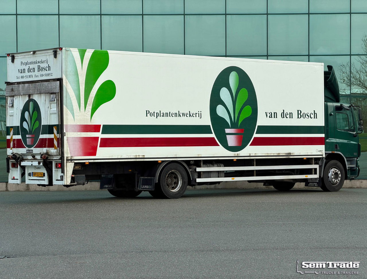 DAF CF 65.250 Euro 3 Manual Gearbox Lamboo Isolated BOX + Heater 970x250x270 CM Inside Tail Lift Holland-Truck - Kamion sa zatvorenim sandukom: slika 4 DAF CF 65.250 Euro 3 Manual Gearbox Lamboo Isolated BOX + Heater 970x250x270 CM Inside Tail Lift Holland-Truck - Kamion sa zatvorenim sandukom: slika 4