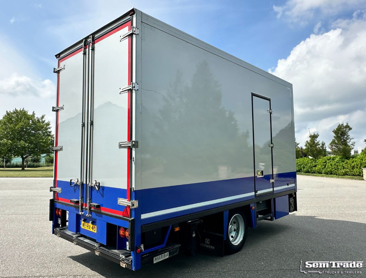 Floor Flma-10 Carrier Cooling 2X Side Door Tail Lift Disc Brakes Holland-Trailer - Prikolica hladnjače: slika 5 Floor Flma-10 Carrier Cooling 2X Side Door Tail Lift Disc Brakes Holland-Trailer - Prikolica hladnjače: slika 5