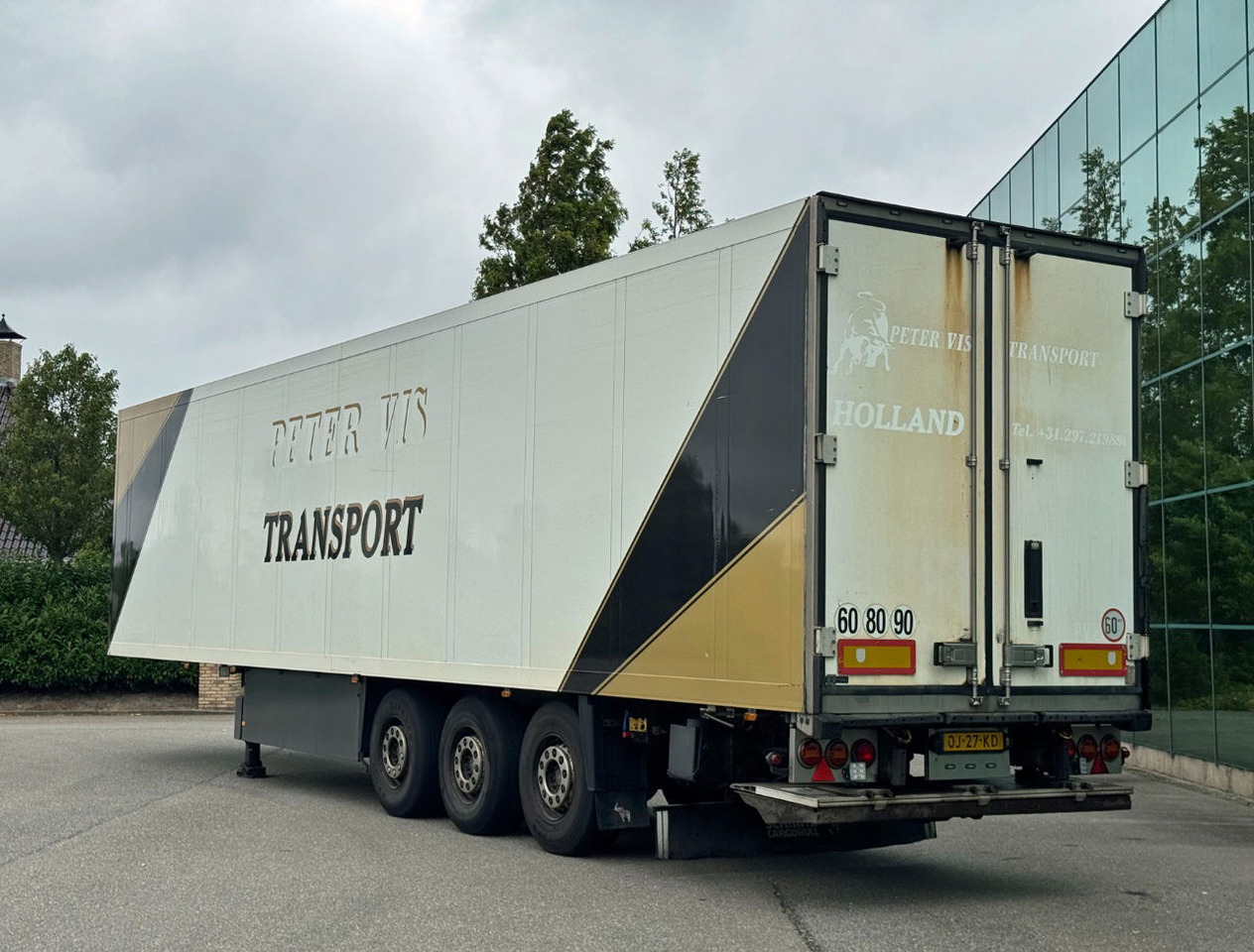 Schmitz Cargobull SKO24 Thermo King SL200e Only 8.900 Hours 270 CM High 250 CM W - Poluprikolica hladnjače: slika 3 Schmitz Cargobull SKO24 Thermo King SL200e Only 8.900 Hours 270 CM High 250 CM W - Poluprikolica hladnjače: slika 3
