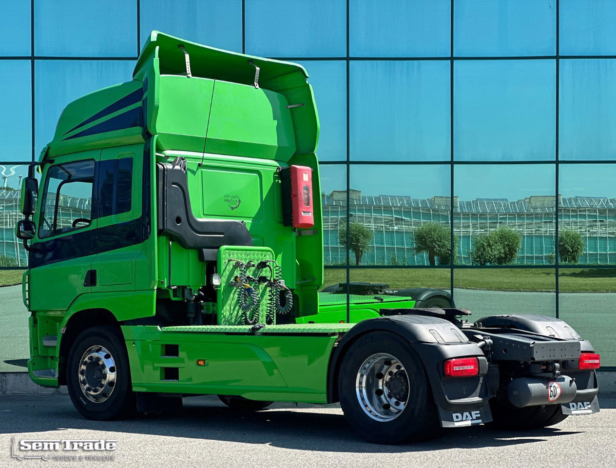 DAF CF 440 FT Space CAB 2x Tank Only 536.000 KM TOP Condition Belgium Truck - Tegljač: slika 3 DAF CF 440 FT Space CAB 2x Tank Only 536.000 KM TOP Condition Belgium Truck - Tegljač: slika 3
