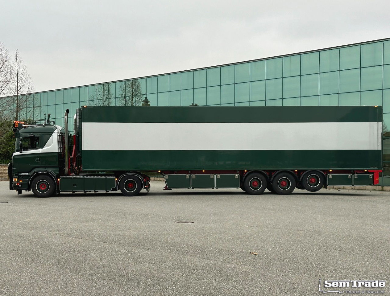 Scania R500 V8 Analogue Tacho 779.000 KM Show Truck Special Interior + Special VAN Beurden Frigo Trailer - Tegljač: slika 2 Scania R500 V8 Analogue Tacho 779.000 KM Show Truck Special Interior + Special VAN Beurden Frigo Trailer - Tegljač: slika 2