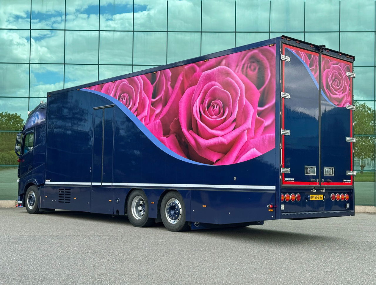 Volvo FH Full AIR Full Options Super Condition Show Truck Carrier Supra Flowers - Hladnjača: slika 3 Volvo FH Full AIR Full Options Super Condition Show Truck Carrier Supra Flowers - Hladnjača: slika 3