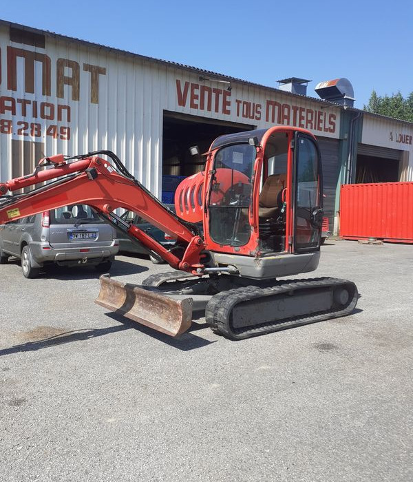 Mini pelle JCB 5 t235 avec cabine Tres Bon etat general - Mini bager: slika 3 Mini pelle JCB 5 t235 avec cabine Tres Bon etat general - Mini bager: slika 3