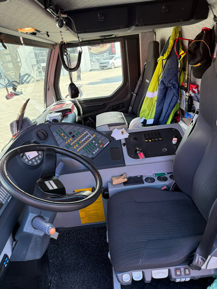 Pokretni kran LIEBHERR LTM 1350-6.1: slika 9 Pokretni kran LIEBHERR LTM 1350-6.1: slika 9