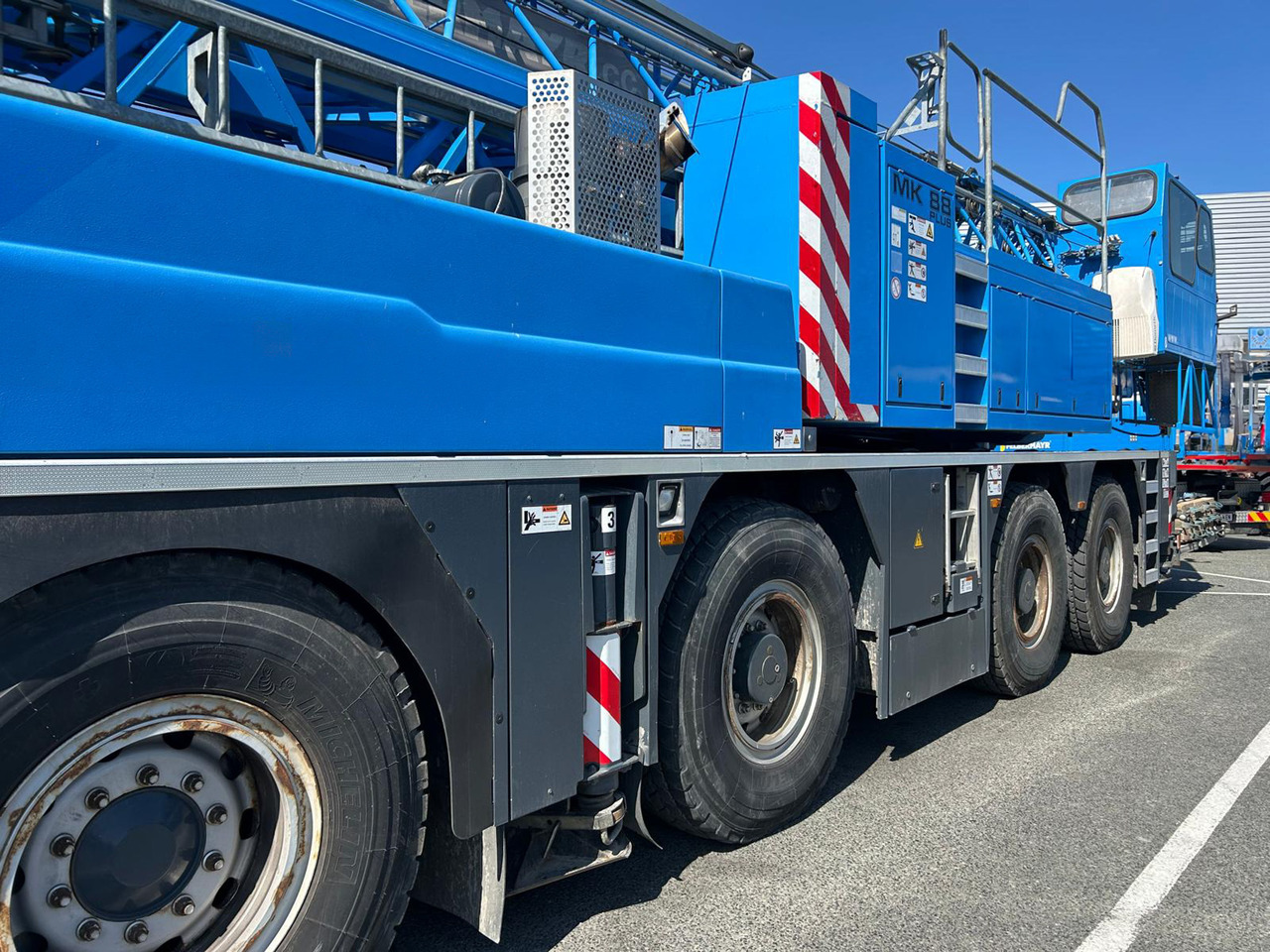 Liebherr MK 88 Plus - Pokretni kran: slika 2 Liebherr MK 88 Plus - Pokretni kran: slika 2