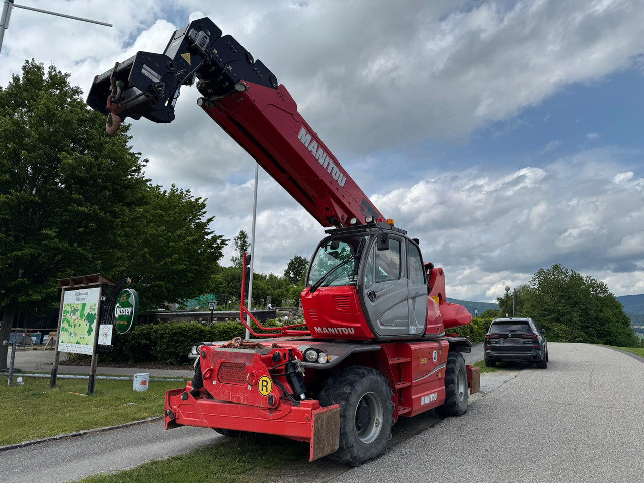 MANITOU MRT 2470 + Privilege ST4S1 - Teleskopski utovarivač na točkovima: slika 4 MANITOU MRT 2470 + Privilege ST4S1 - Teleskopski utovarivač na točkovima: slika 4