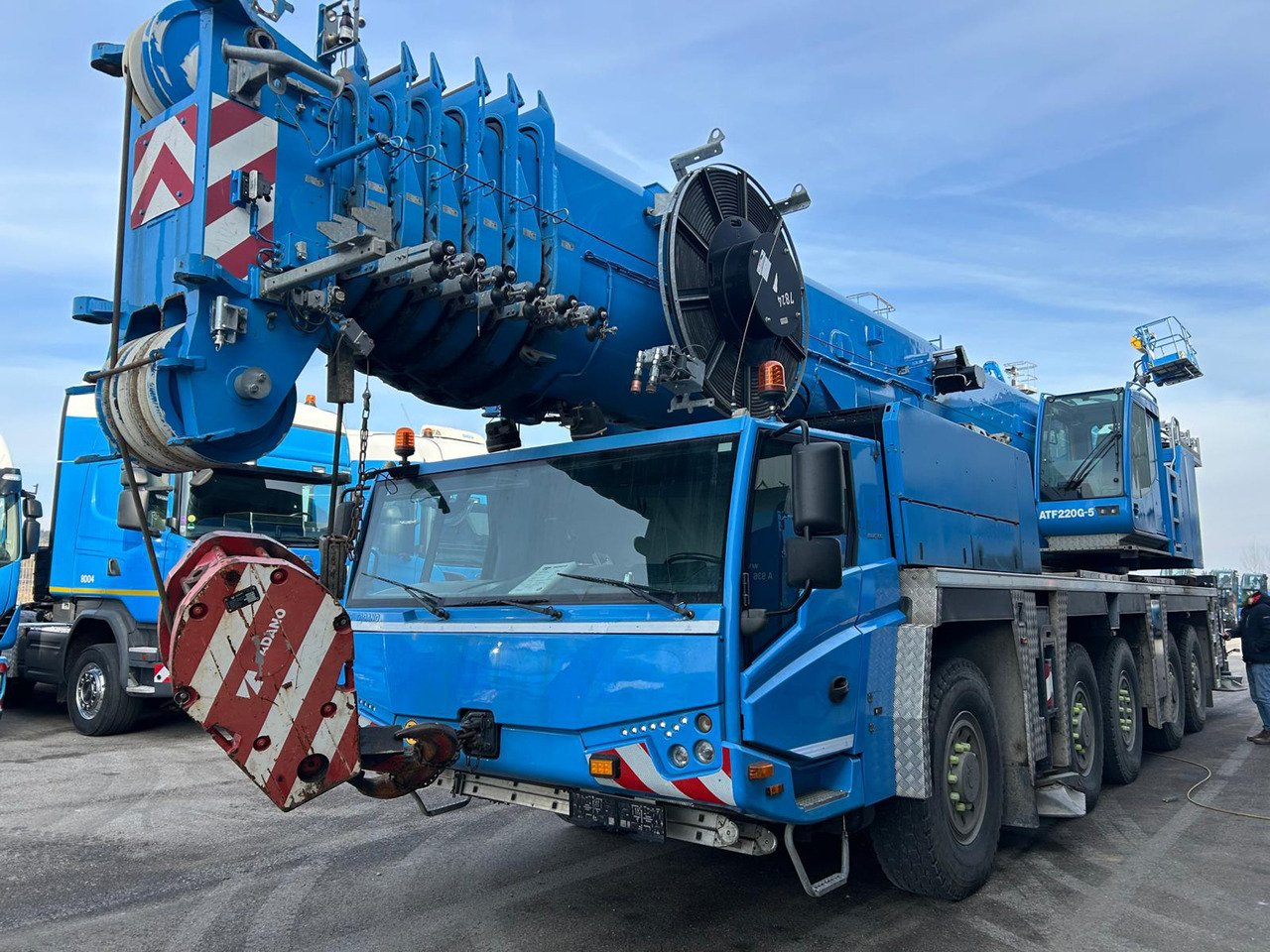 TADANO ATF 220G-5 - Pokretni kran: slika 4 TADANO ATF 220G-5 - Pokretni kran: slika 4