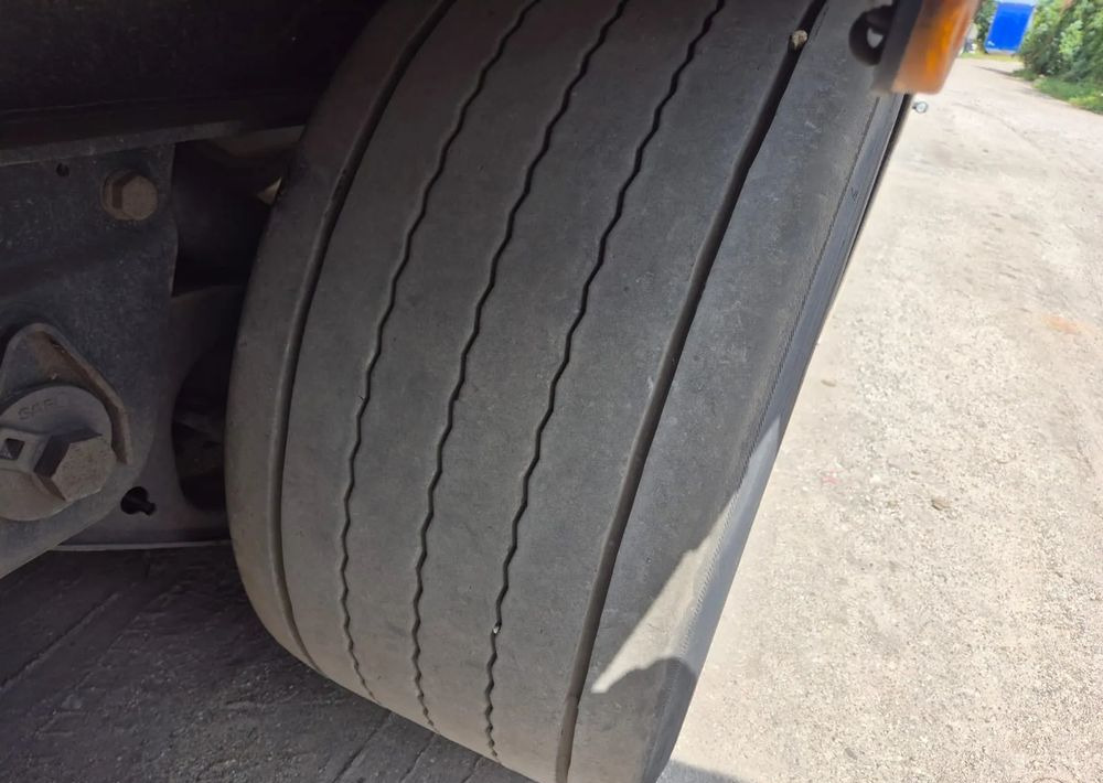 Fliegl Tandem 3 osie - Prikolica sa ceradom: slika 5 Fliegl Tandem 3 osie - Prikolica sa ceradom: slika 5