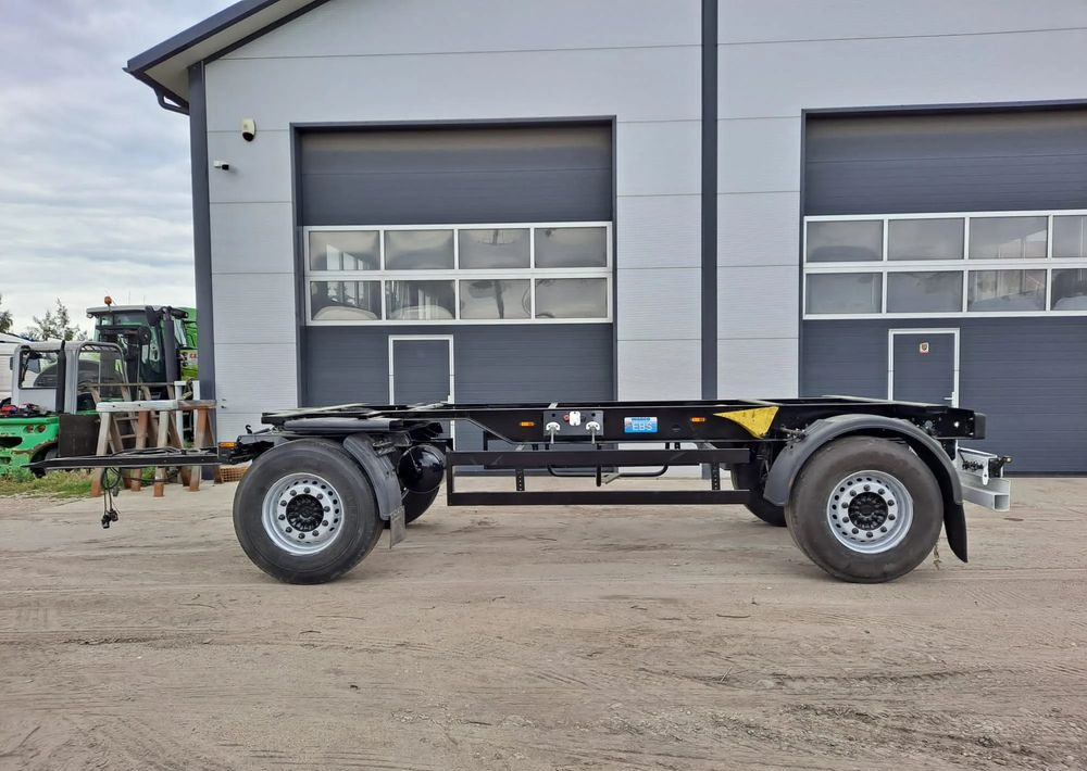 Krone BDF do mleka przyczepa do przewozu mleka - Prikolica sa golom šasijom: slika 4 Krone BDF do mleka przyczepa do przewozu mleka - Prikolica sa golom šasijom: slika 4