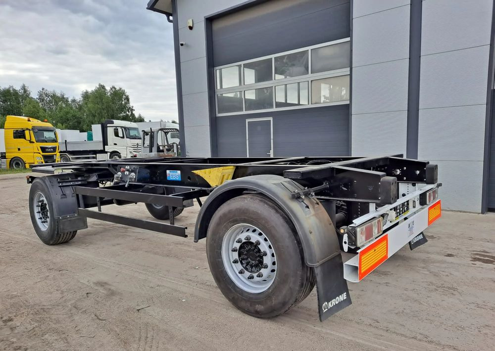 Krone BDF do mleka przyczepa do przewozu mleka - Prikolica sa golom šasijom: slika 3 Krone BDF do mleka przyczepa do przewozu mleka - Prikolica sa golom šasijom: slika 3