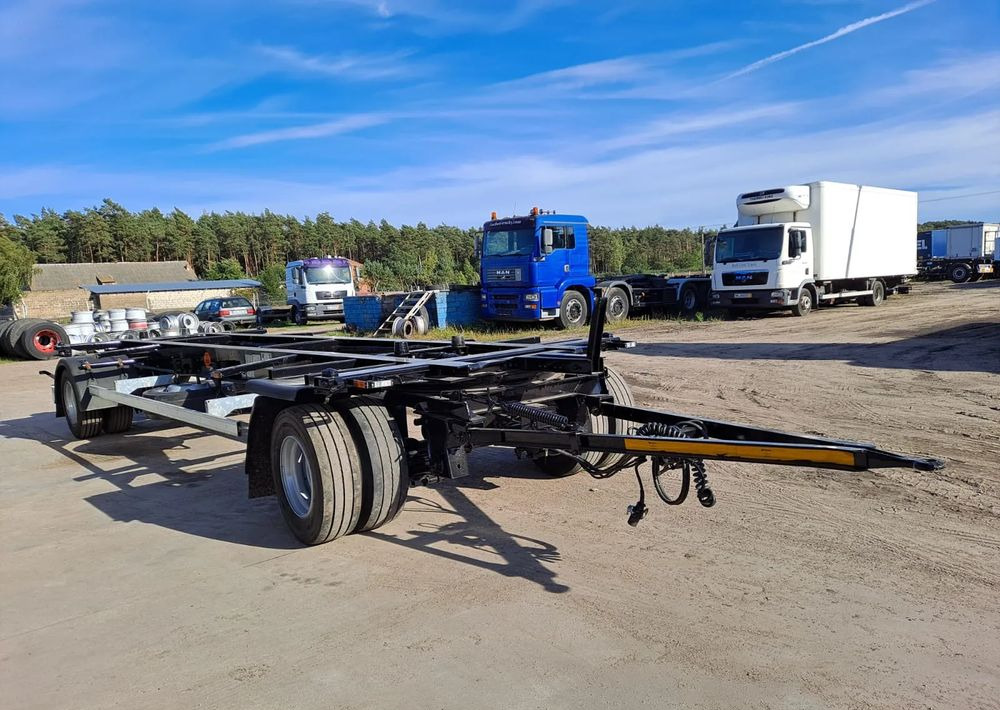 Krone Przyczepa Krone BDF 2017r - Prikolica za prevoz kontejnera/ Prikolica sa promenjivim sandukom: slika 1 Krone Przyczepa Krone BDF 2017r - Prikolica za prevoz kontejnera/ Prikolica sa promenjivim sandukom: slika 1