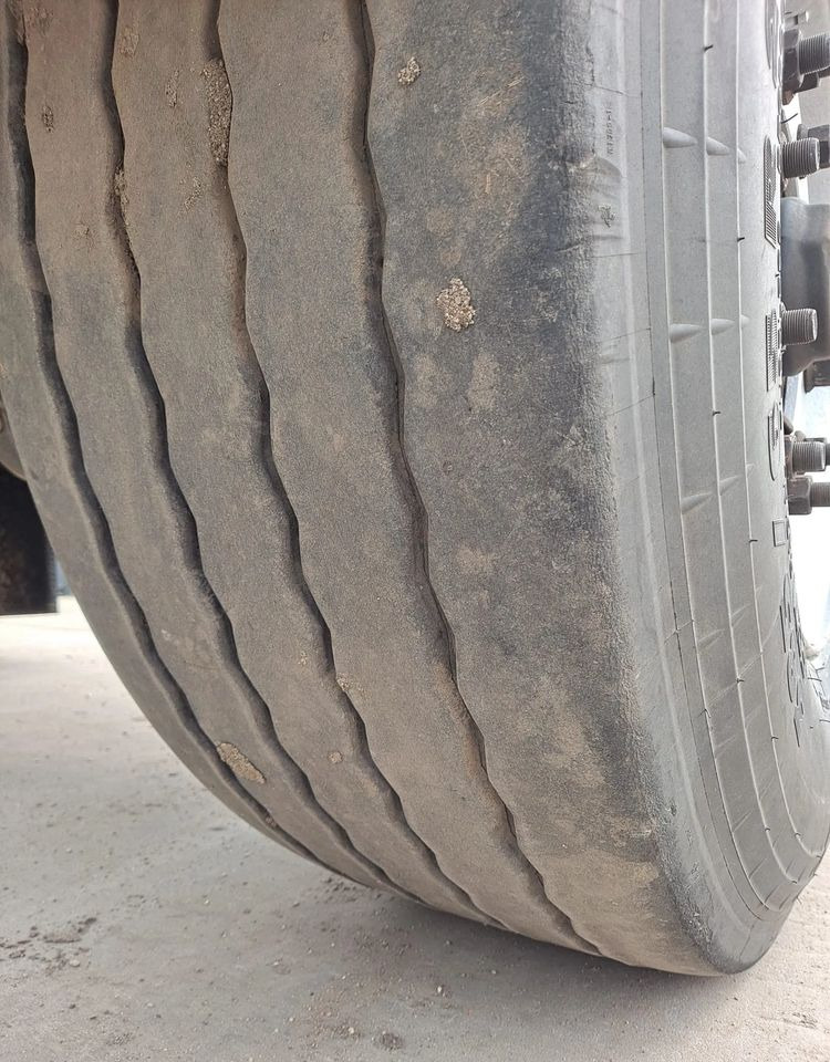 Krone Przyczepa Krone BDF - Prikolica za prevoz kontejnera/ Prikolica sa promenjivim sandukom: slika 5 Krone Przyczepa Krone BDF - Prikolica za prevoz kontejnera/ Prikolica sa promenjivim sandukom: slika 5