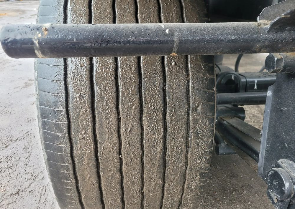 Krone Przyczepa wywrotka 3 osie wywrot - Prikolica istovarivača: slika 4 Krone Przyczepa wywrotka 3 osie wywrot - Prikolica istovarivača: slika 4